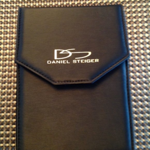 ELEGANT WOMEN'S FORMAL NECKLACE - Picture 3 of 3